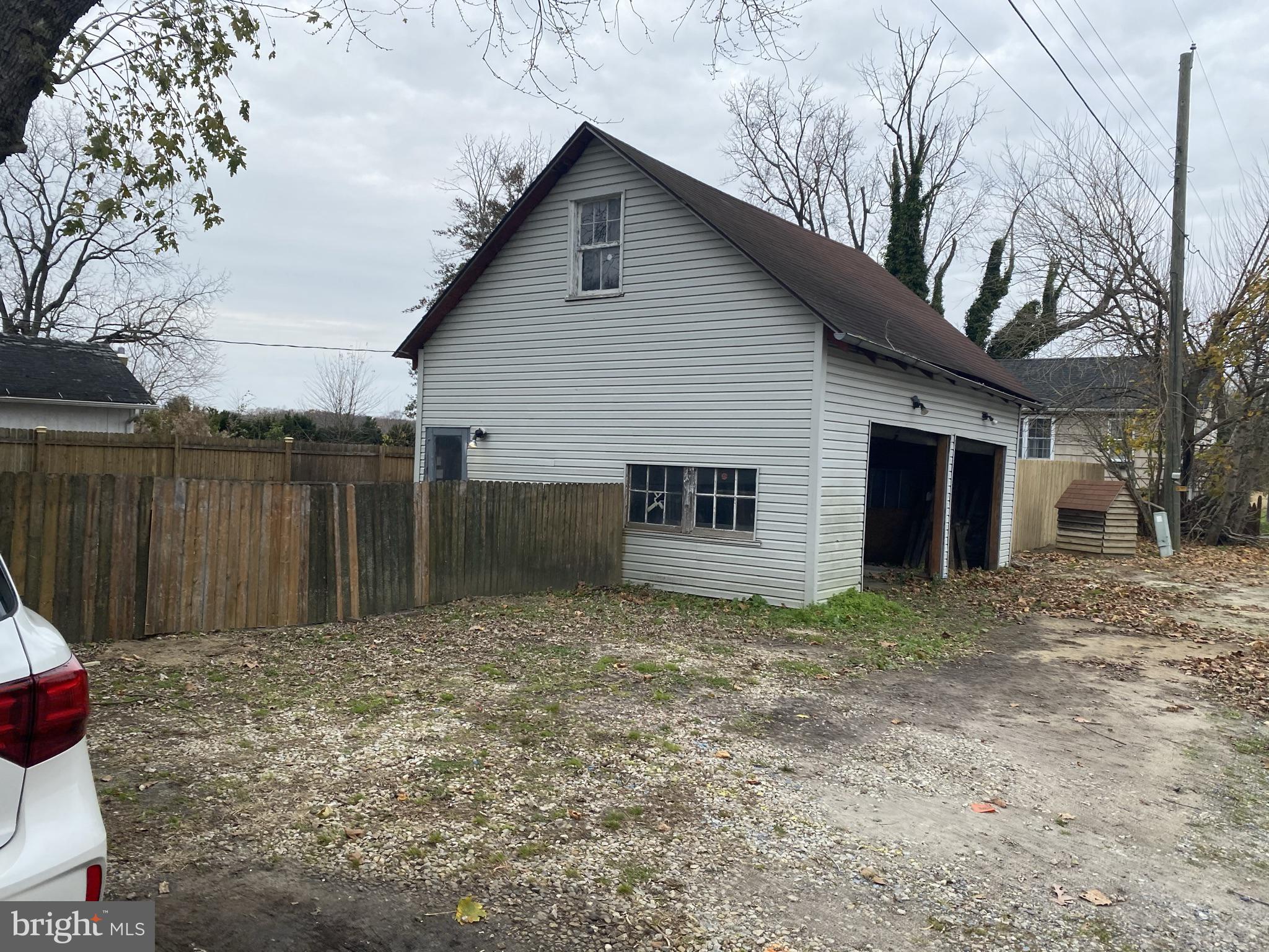390 Monroeville Road Monroeville, NJ 08343 - Photo 25 of 27 Driveway parking/barn
