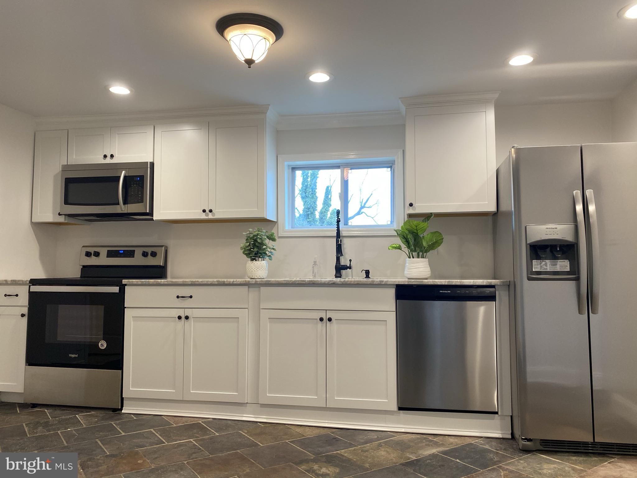390 Monroeville Road Monroeville, NJ 08343 - Photo 4 of 27 New Kitchen
