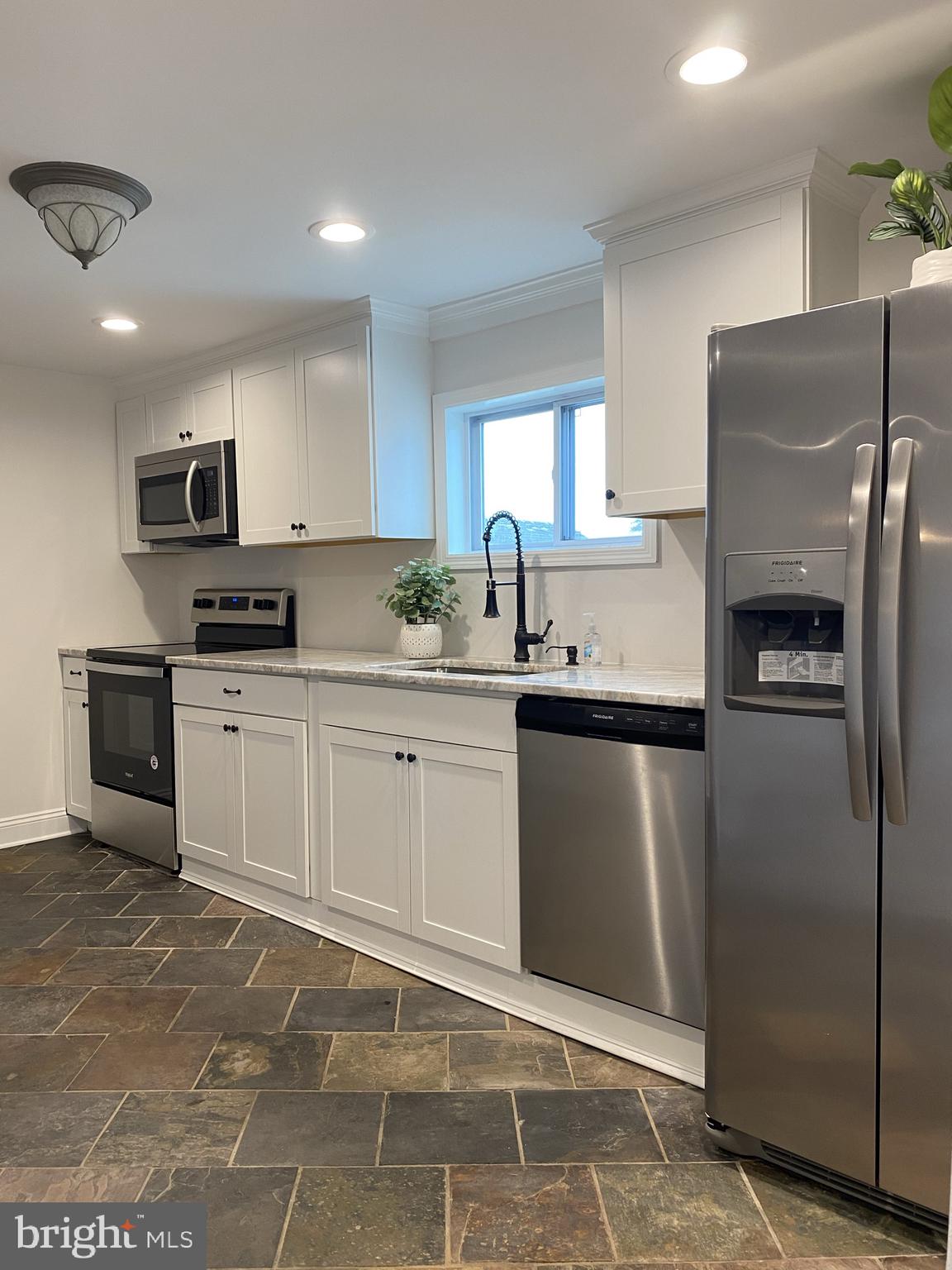 390 Monroeville Road Monroeville, NJ 08343 - Photo 5 of 27