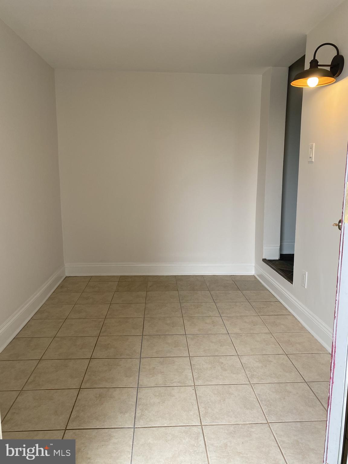 390 Monroeville Road Monroeville, NJ 08343 - Photo 9 of 27 Mud room