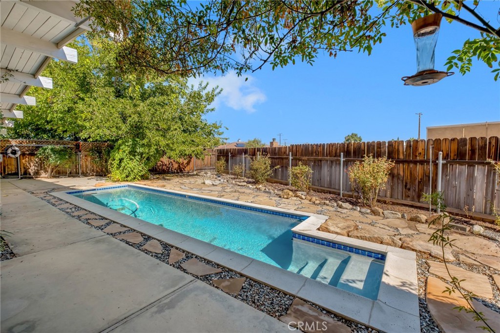 19964 Nowata Road Apple Valley, CA 92307 - Photo 9 of 51 Gallery Image 9