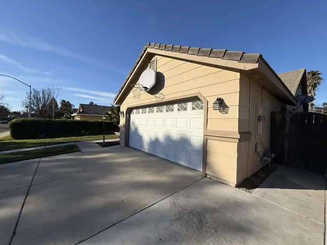 a view of a house with a outdoor space