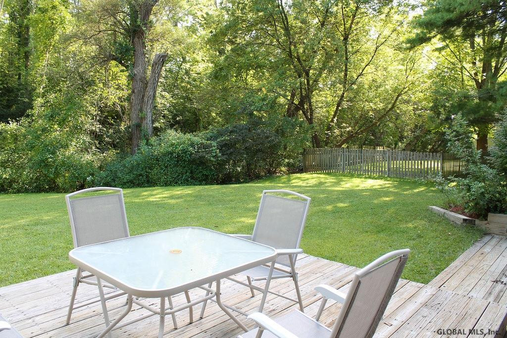 81 Algonquin Road Halfmoon, NY 12065 - Photo 21 of 32 Photo 21