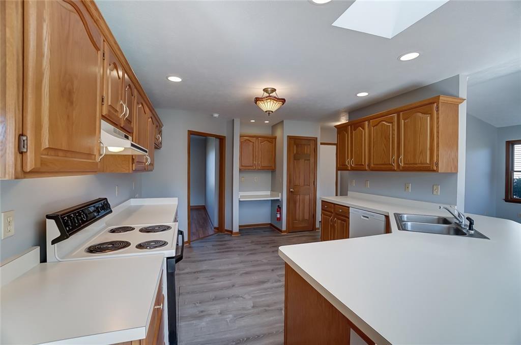 7881 Kings Ridge Circle Fairborn, OH 45324 - Photo 12 of 44