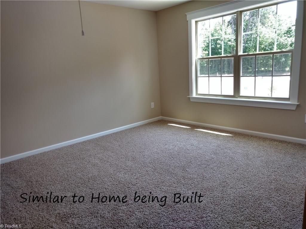 5507 Rambling Road Greensboro, NC 27409 - Photo 11 of 20 Gallery Image 11