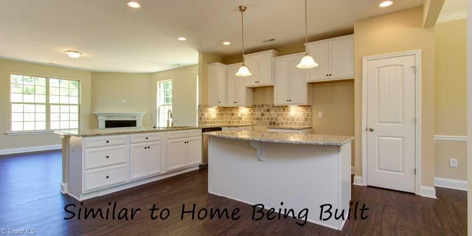 5507 Rambling Road Greensboro, NC 27409 - Photo 3 of 20 Gallery Image 3