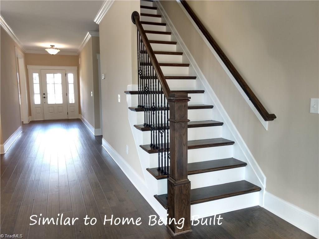 5507 Rambling Road Greensboro, NC 27409 - Photo 8 of 20 Gallery Image 8