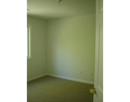 980 Wilson Road, Unit C BLDG 10 Fall River, MA 02720 - Photo 7 of 16 Gallery Image 7