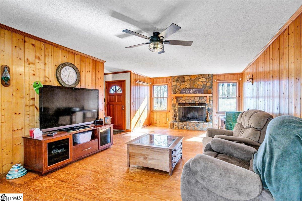 1733 Tigerville Road Travelers Rest, SC 29690 - Photo 12 of 45