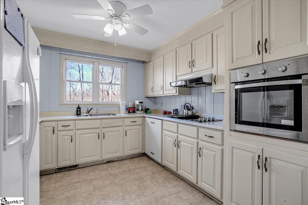 1733 Tigerville Road Travelers Rest, SC 29690 - Photo 35 of 45