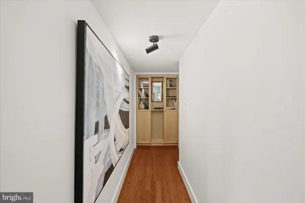 $2,295 | 4840 MacArthur Boulevard Northwest, Unit 301, Washington, DC 20007