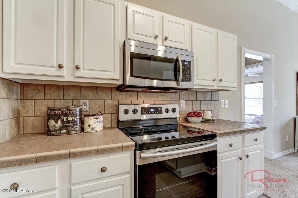 7635 Rudy Court Jacksonville, FL 32210 - Photo 7 of 30 Rave Home Staging Jacksonville (6) WEB w