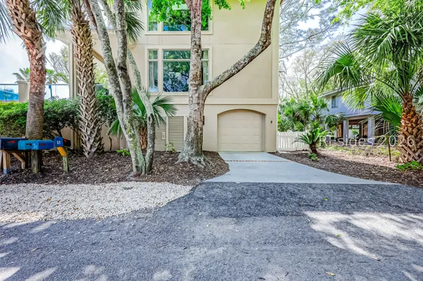 $4,275,000 | 8 Curlew Road, Hilton Head Island, SC 29928