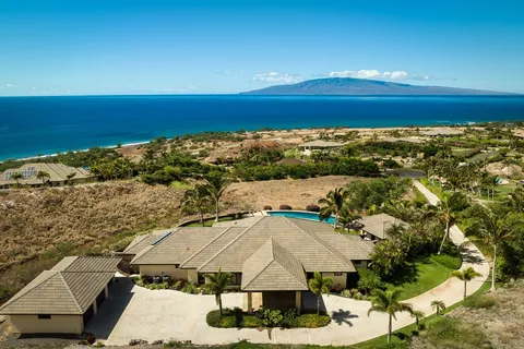 $6,600,000 | 205 Pua Niu Way, Unit A, Lahaina, HI 96761