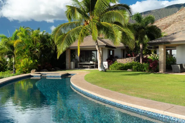 $6,600,000 | 205 Pua Niu Way, Unit A, Lahaina, HI 96761