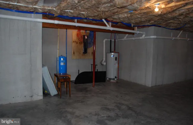 a view of an outdoor space