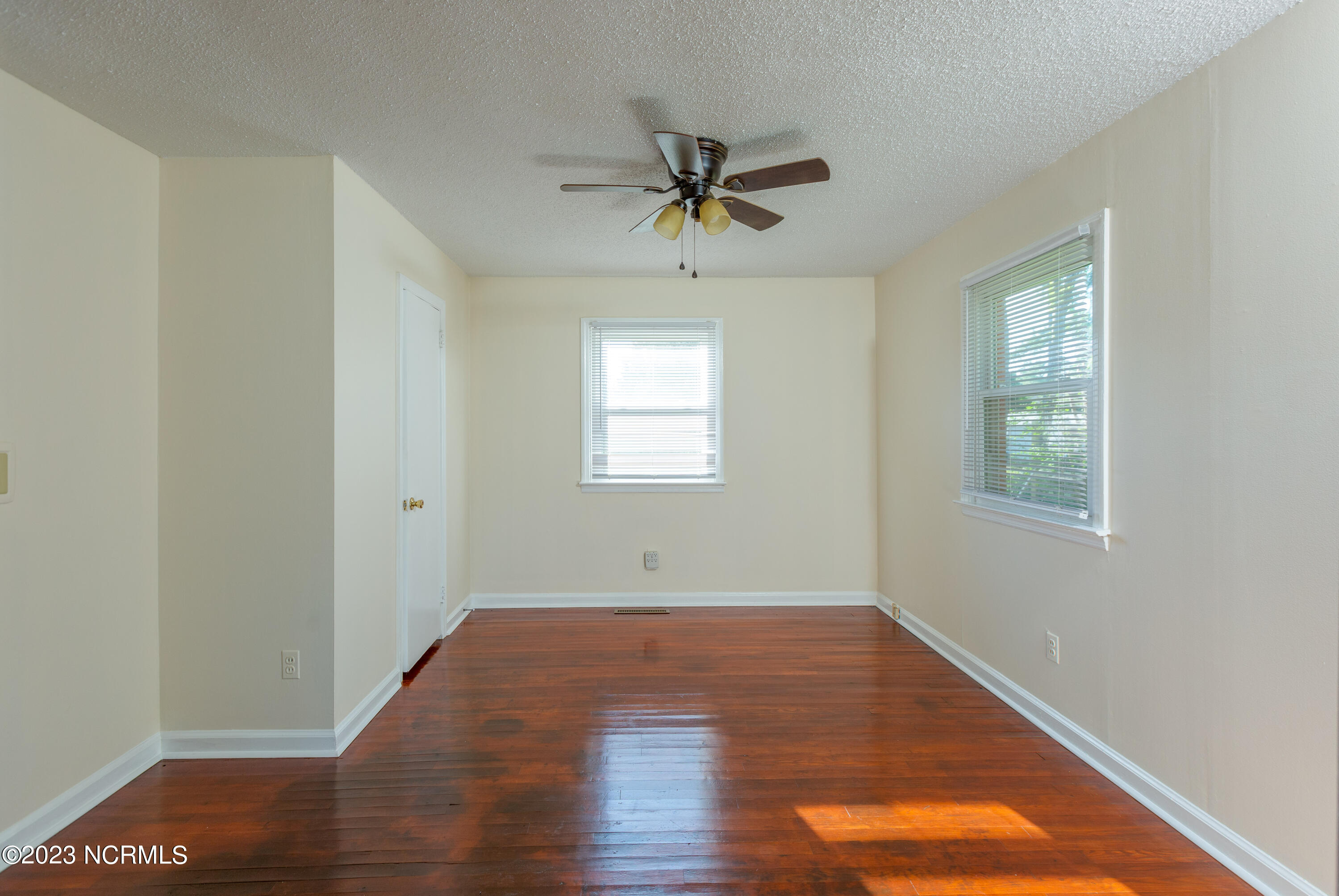 1102 Raleigh Road Clinton, NC 28328 - Photo 16 of 27 1102 Raleigh Rd-17