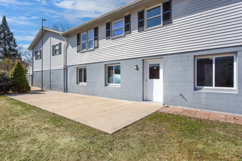 66 Old Chestnut Hill Road Millville, MA 01529 - Photo 10 of 42