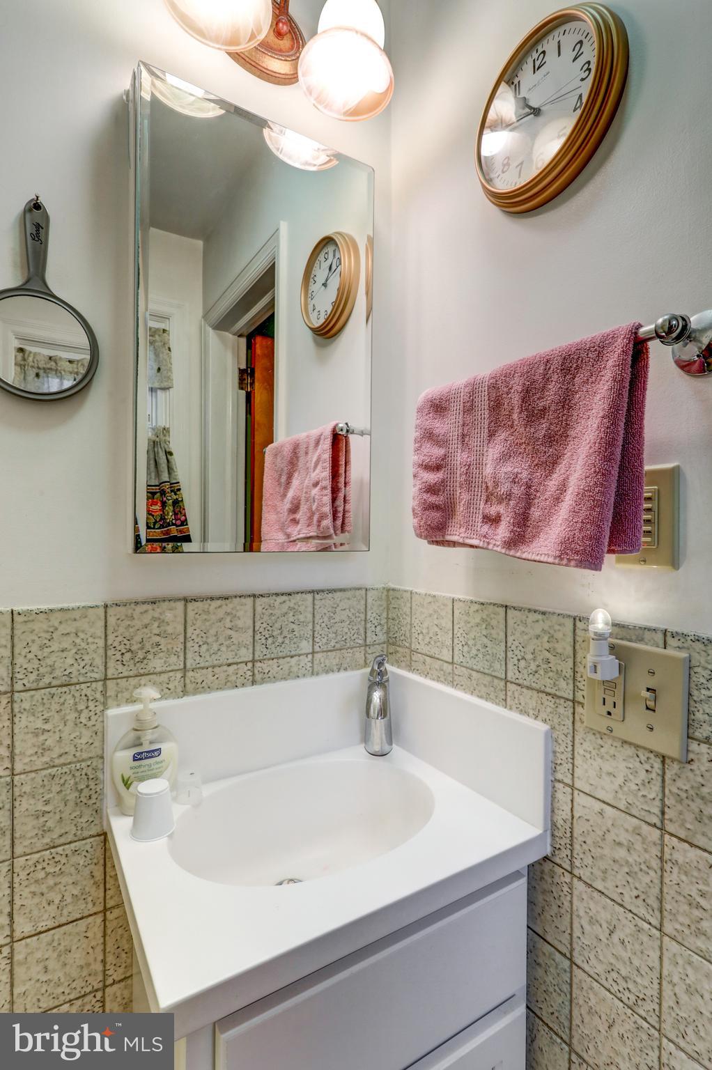 121 Bomberger Road Akron, PA 17501 - Photo 27 of 50