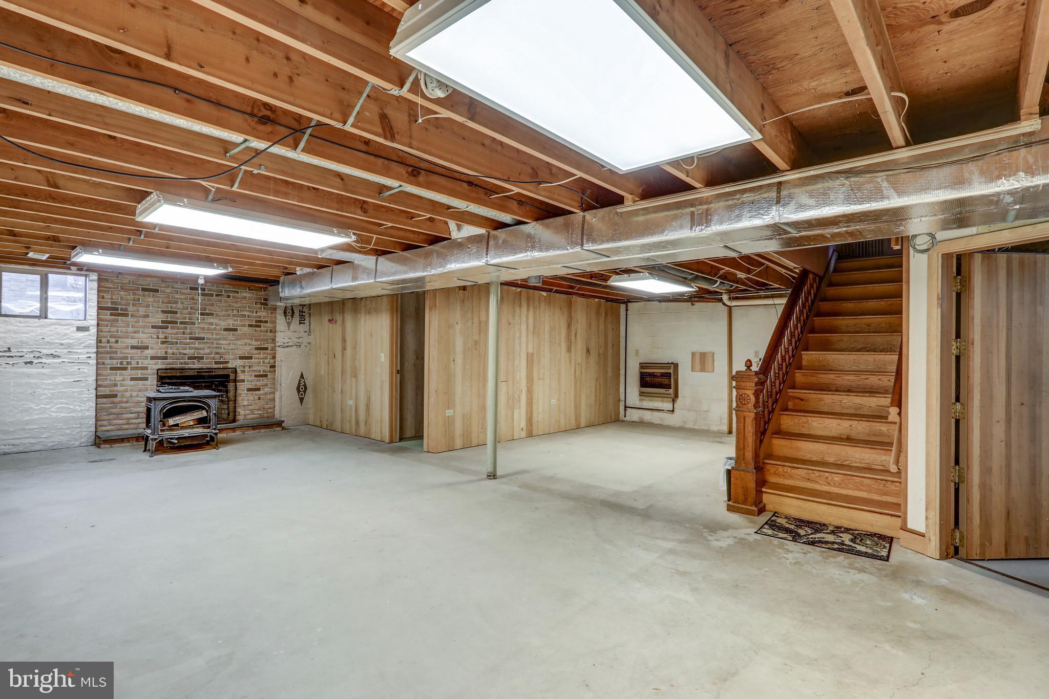 121 Bomberger Road Akron, PA 17501 - Photo 46 of 50
