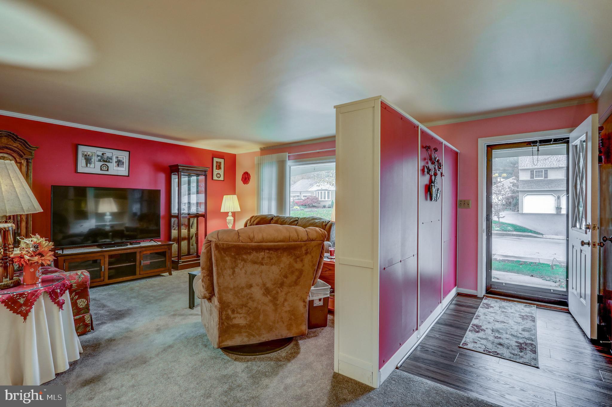 121 Bomberger Road Akron, PA 17501 - Photo 8 of 50