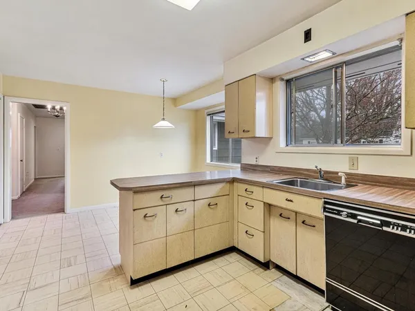 $625,000 | 194 Prospect Parkway, Burlington, VT 05401