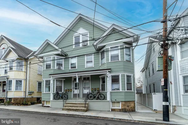 $2,100 | 24-26 Bank Street, Princeton, NJ 08542