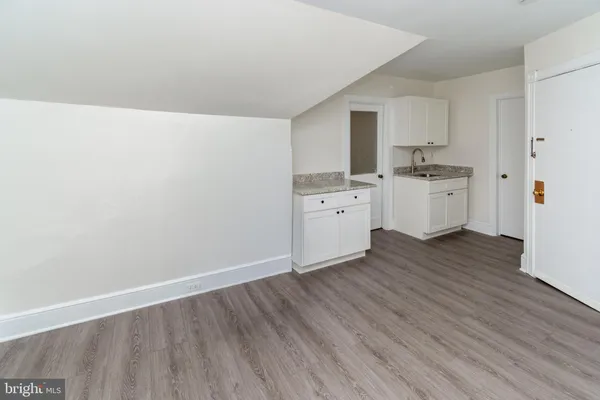 $2,100 | 24-26 Bank Street, Princeton, NJ 08542