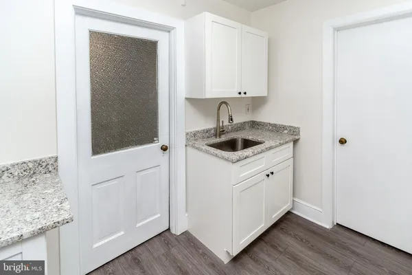 $2,100 | 24-26 Bank Street, Princeton, NJ 08542