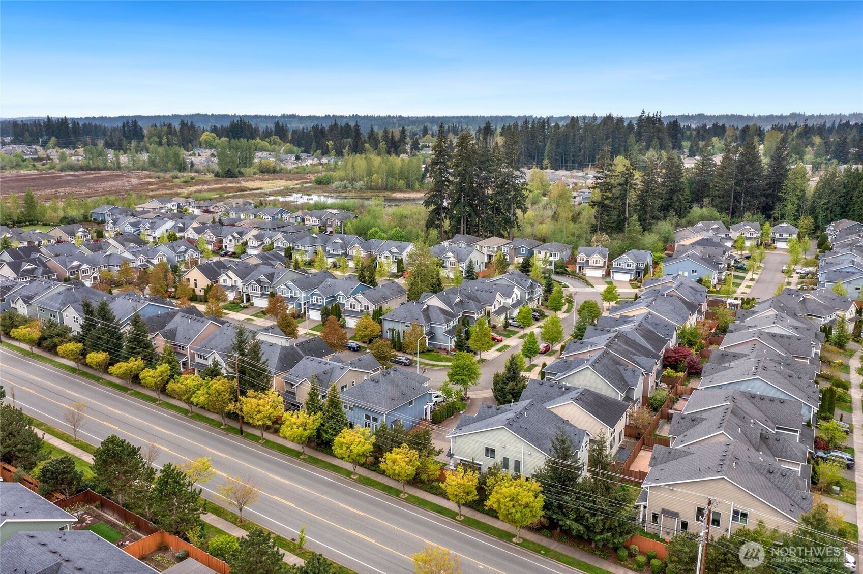 3931 177th Street Southeast Bothell, WA 98012 - Photo 39 of 39 an aerial view of lake and residential houses with outdoor space