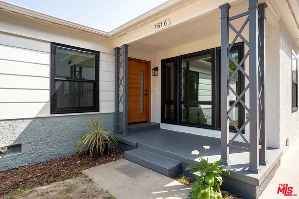 $3,700 | 1616 Hauser Boulevard, Los Angeles, CA 90019