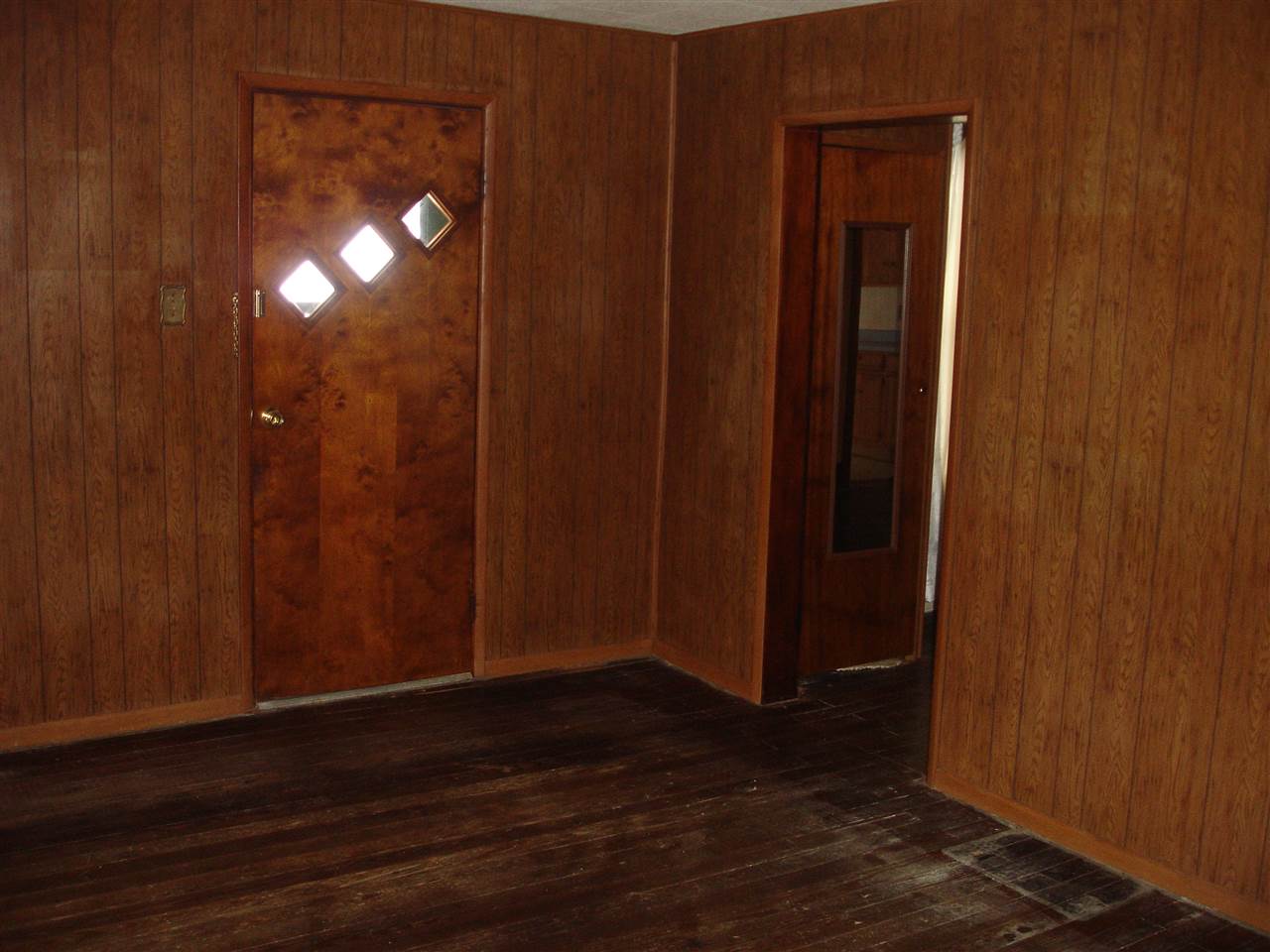 9003 Kieffaber Road Worthington, IN 47471 - Photo 5 of 10 Gallery Image 5