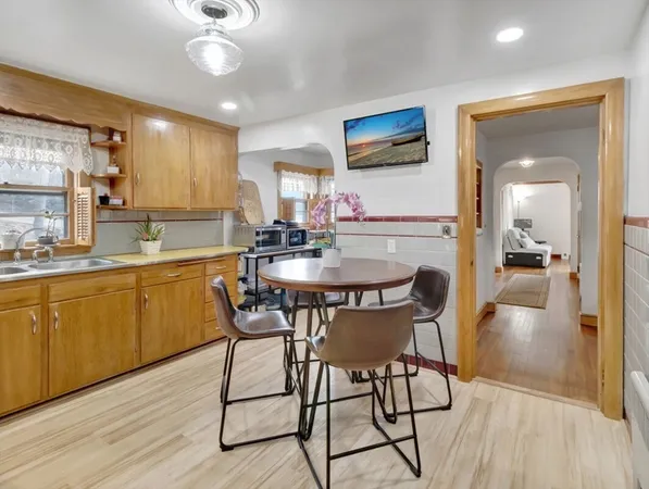 $829,000 | 222 Walnut Street, Saugus, MA 01906