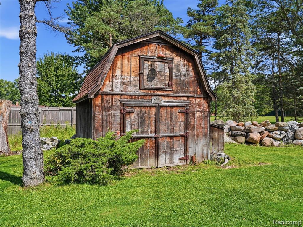 61400 Romeo Plank Road Ray, MI 48096 - Photo 75 of 99 Gallery Image 75