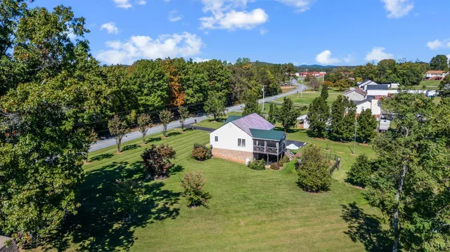 $379,000 | 232 Greenhouse Road, Rustburg, VA 24588