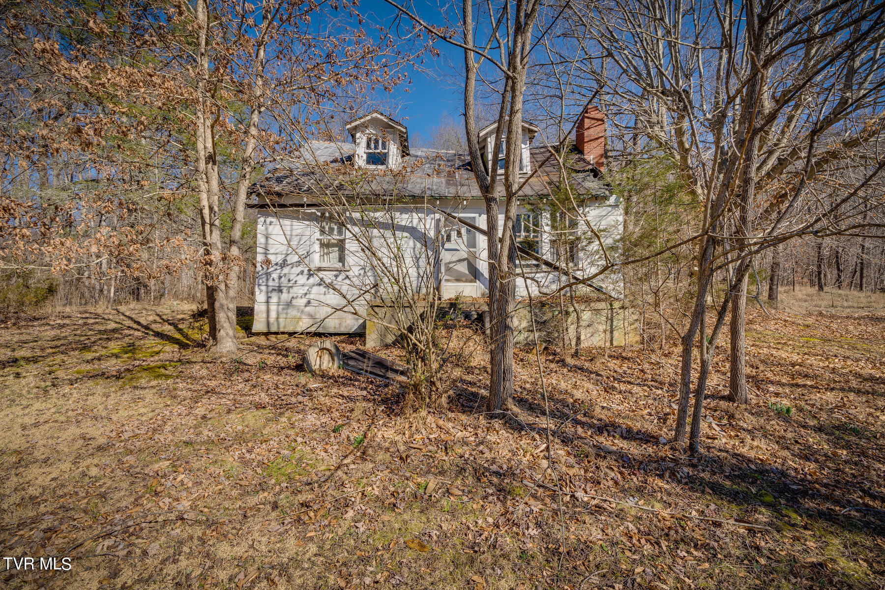 228 Rock House Road Jonesborough, TN 37659 - Photo 17 of 17 001
