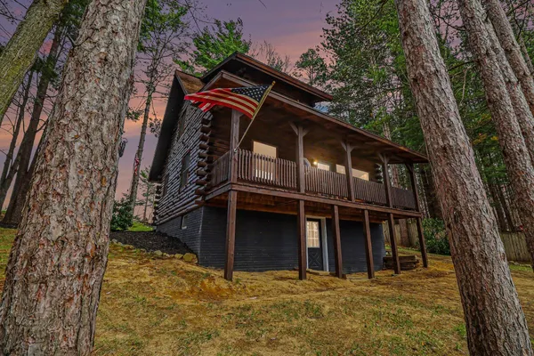 $319,900 | 8254 Spruce Drive, Reading, MI 49274