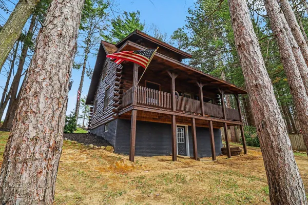 $319,900 | 8254 Spruce Drive, Reading, MI 49274