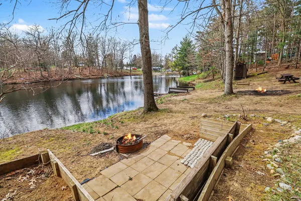 $319,900 | 8254 Spruce Drive, Reading, MI 49274