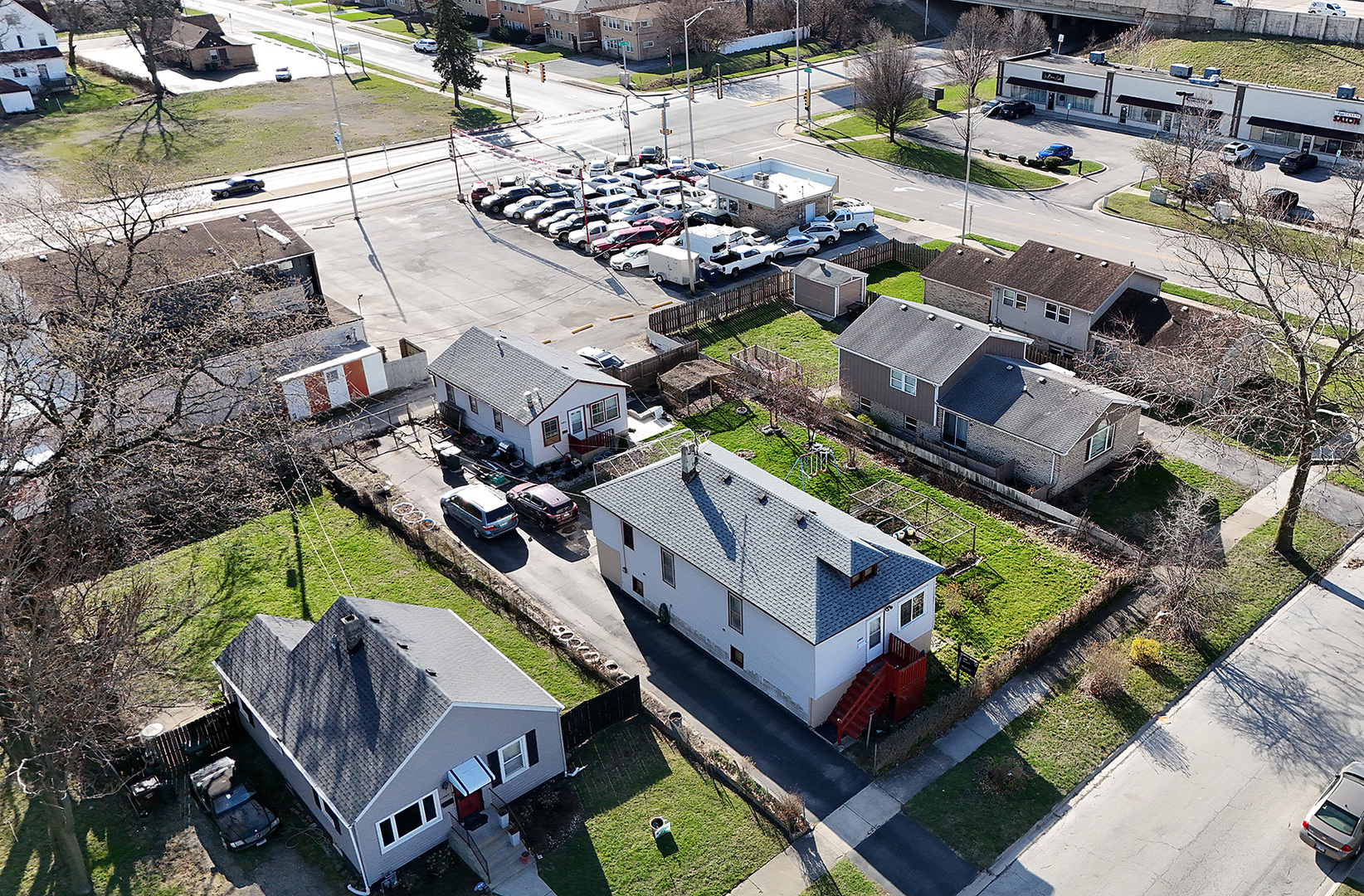 17073 Shea Avenue Hazel Crest, IL 60429 - Photo 27 of 27 an aerial view of a house with a garden