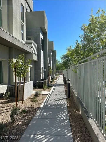 $2,350 | 11461 Vibrant Heights Drive, Las Vegas, NV 89135