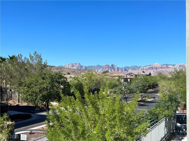 $2,350 | 11461 Vibrant Heights Drive, Las Vegas, NV 89135