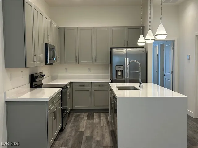 $2,350 | 11461 Vibrant Heights Drive, Las Vegas, NV 89135