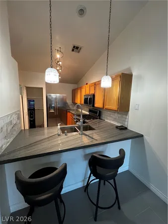 $1,844 | 9716 Templemore Avenue, Unit 102, Las Vegas, NV 89129