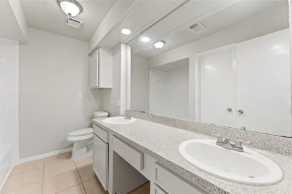 $1,695 | 10746 Staghill Drive, Houston, TX 77064