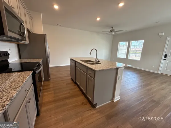 $2,200 | 333 South Point Boulevard, McDonough, GA 30253