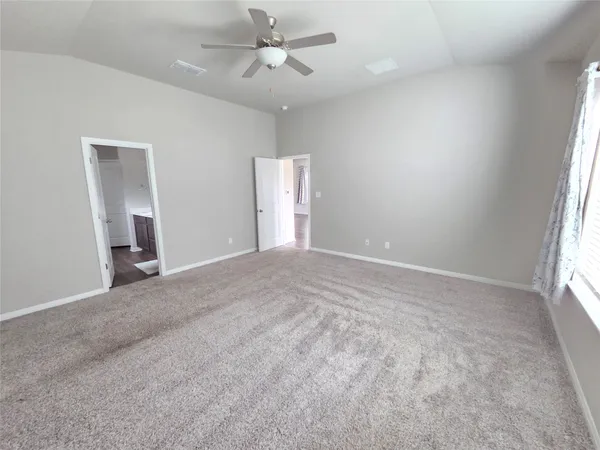 $2,695 | 1604 Homestead Farms Drive, Round Rock, TX 78665