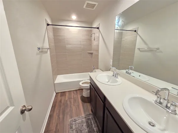 $2,695 | 1604 Homestead Farms Drive, Round Rock, TX 78665