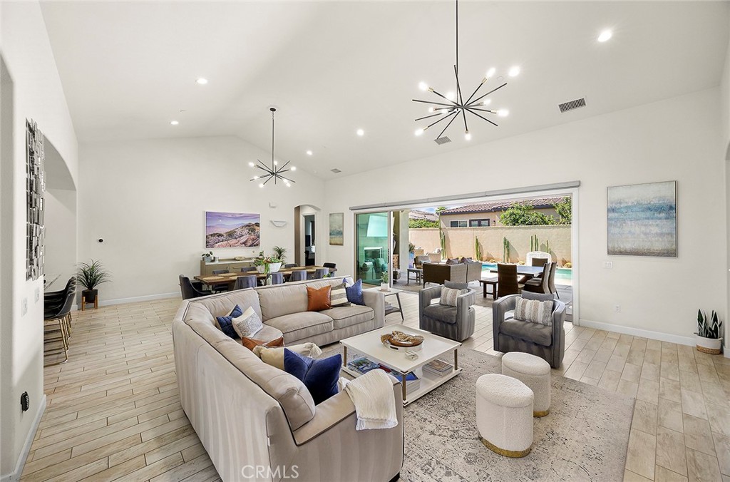 55121 Summer Lynn Court La Quinta, CA 92253 - Photo 3 of 33