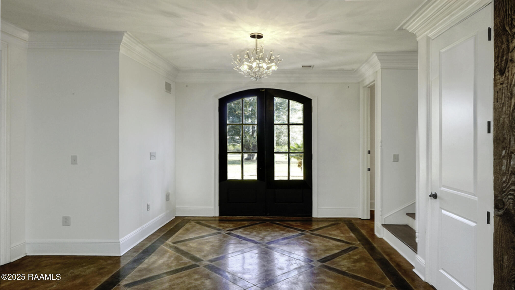 9324 Forest Road Abbeville, LA 70510 - Photo 6 of 46 Foyer